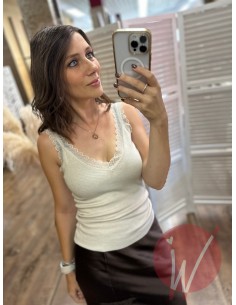 Top Pizzo Chantal Crema 2