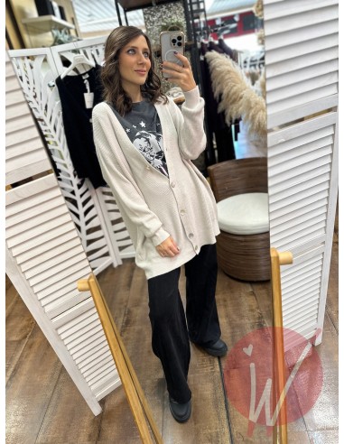 Cardigan Over Abigail Gesso