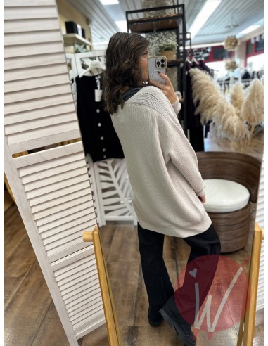 Cardigan Over Abigail Gesso