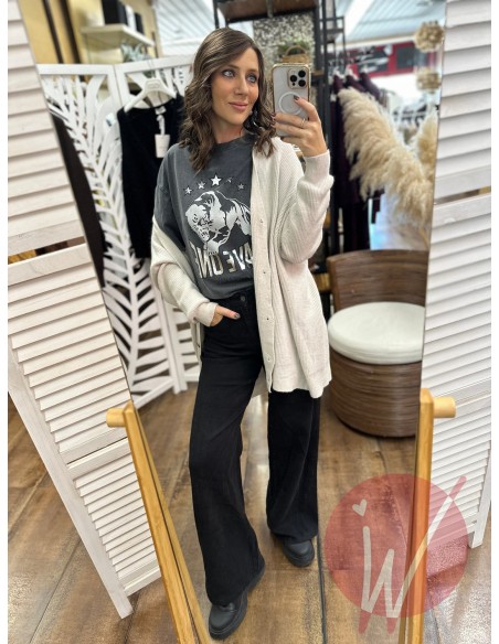 Cardigan Over Abigail Gesso