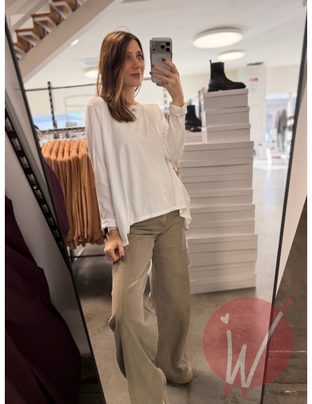 T-Shirt Over Ruby Bianco